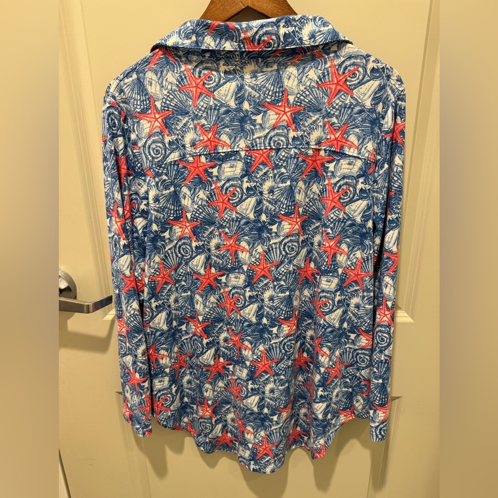 LuLaRoe Valentina button down shirt Blue Red starfish pattern blouse top large - Picture 5 of 5